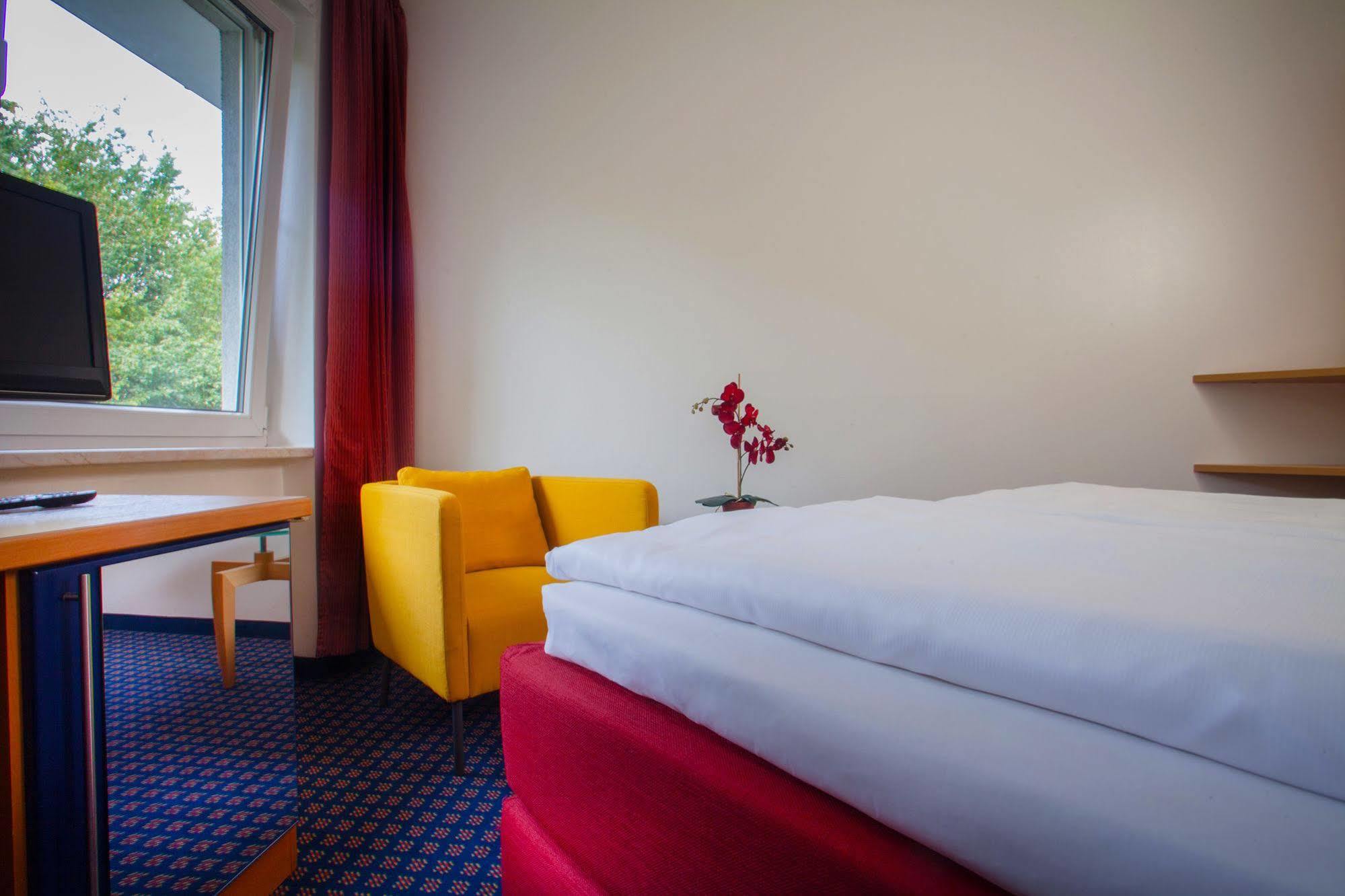Hotel In Herrenhausen Hannover Exterior photo